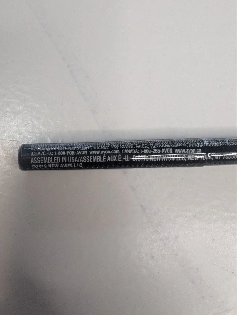 Avon TRUE COLOR Glimmersticks Diamonds Sealed Eye Liner- Purple Rain